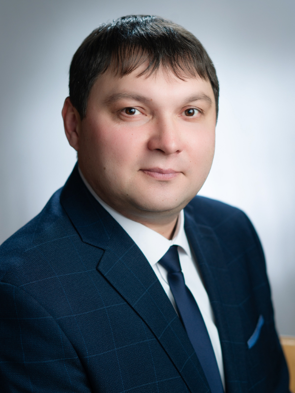 Куанышев Евгений Олегович.