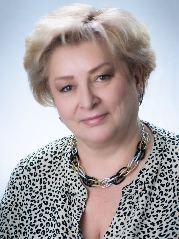Лебедева Марина Львовна.
